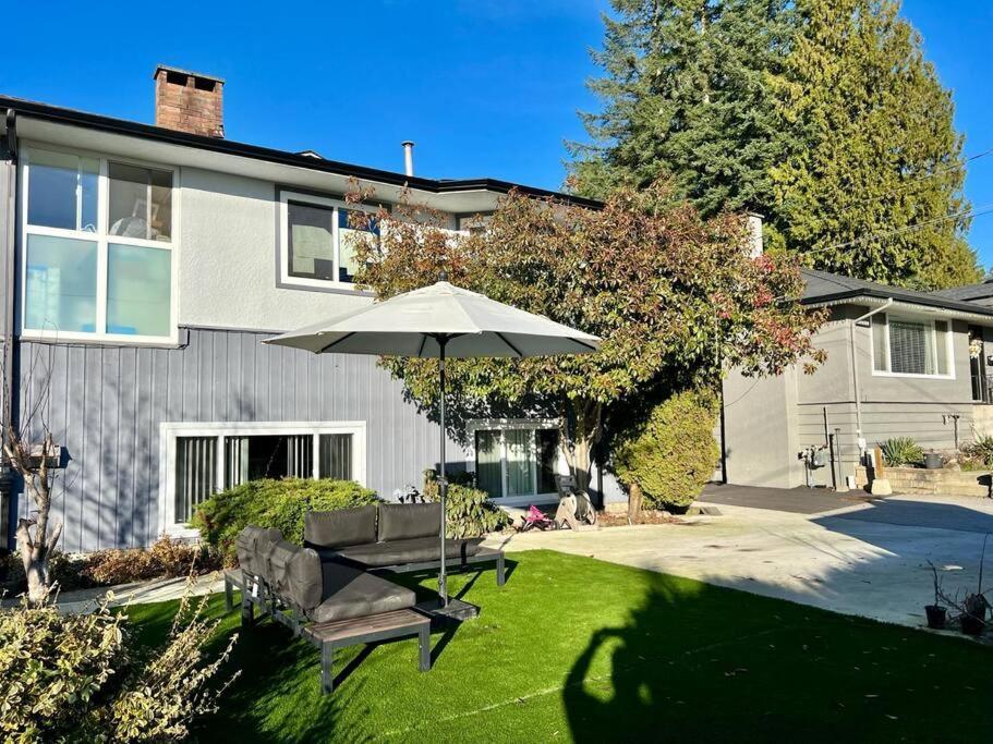 Westview Vacation Rental - Two Br House North Vancouver Extérieur photo